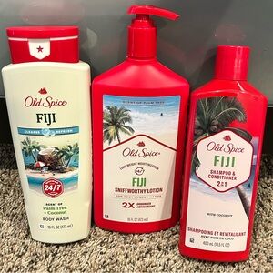 Fiji Body Wash, Lotion, and Shampoo Set - Red and White